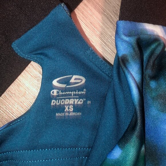 Champion | Two Sports Tanks Sz XS - Picture 4 of 7